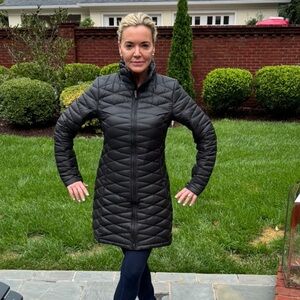 Black Patagonia Down Parka Size M - The Perfect Coat -In Excellent Condition